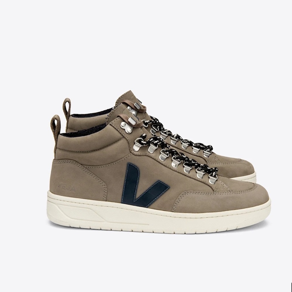 Veja Roraima Nubuck moon rock high top sneakers 7